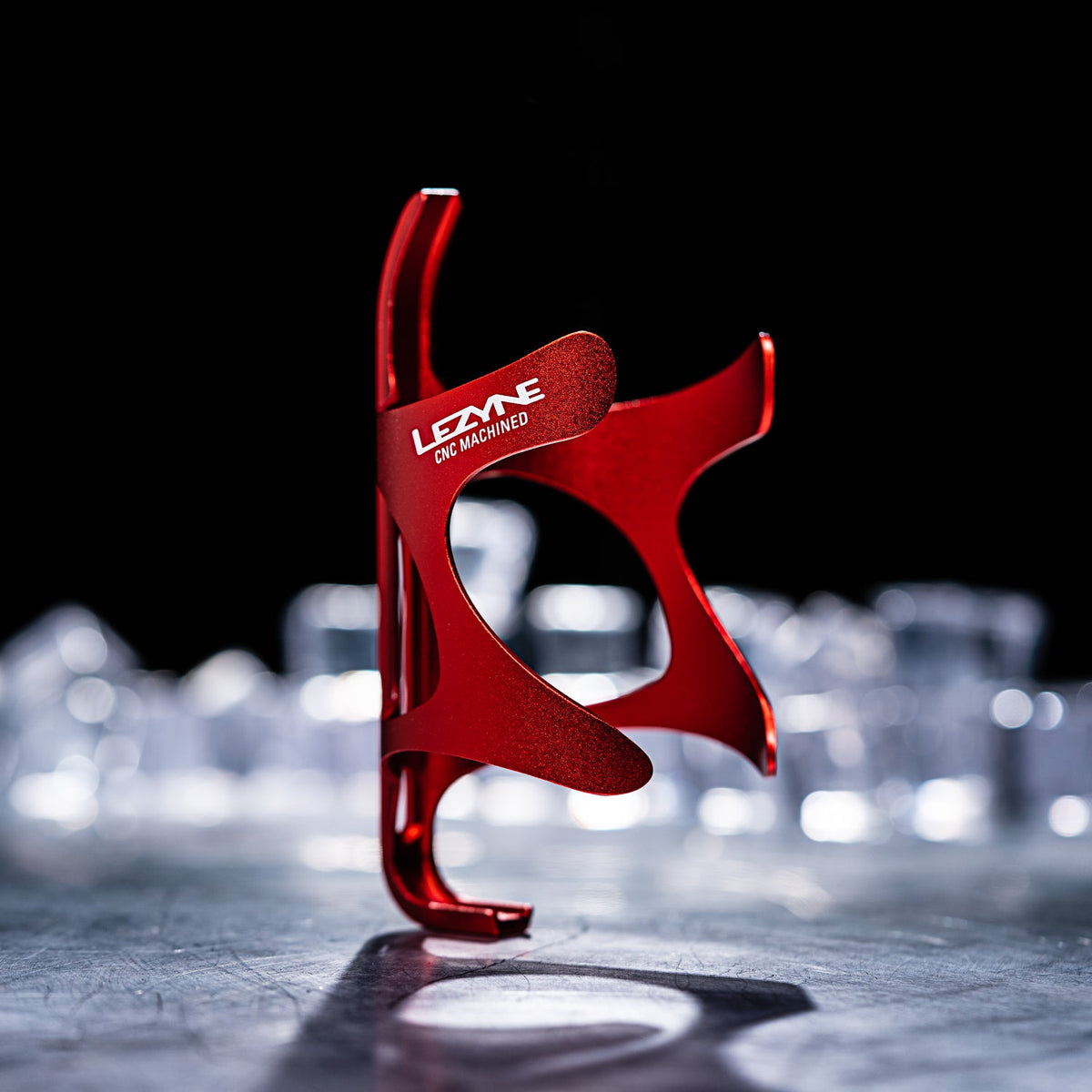 LEZYNE CNC ALLOY CAGE Flaschenhalter Rot