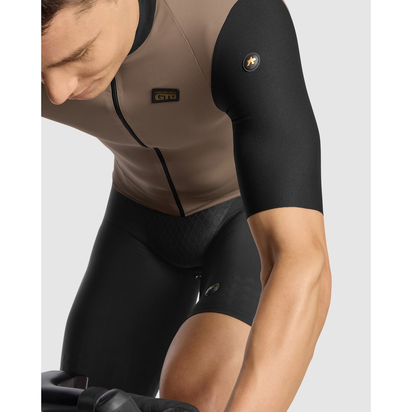 ASSOS EQUIPE RS S11 Kurzarm Trikot Schwarz/Beige