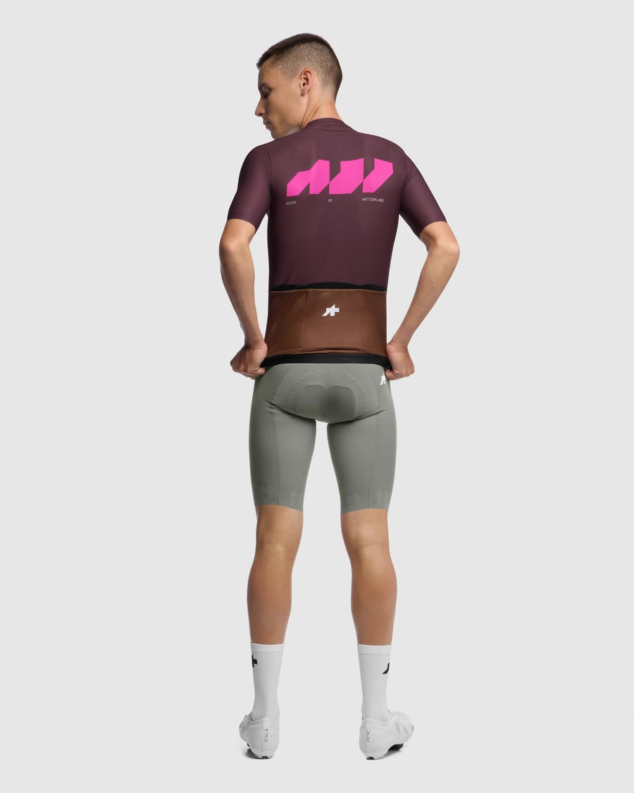 ASSOS EQUIPE EQUIPE R S11 We are the A Trikot Kurzarm Rot