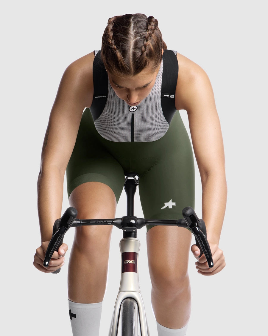 Kurze Trägerhose ASSOS UMA GT S11 Frau Moss Green