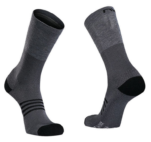 NORTHWAVE EXTREME PRO HIGH Socken Schwarz