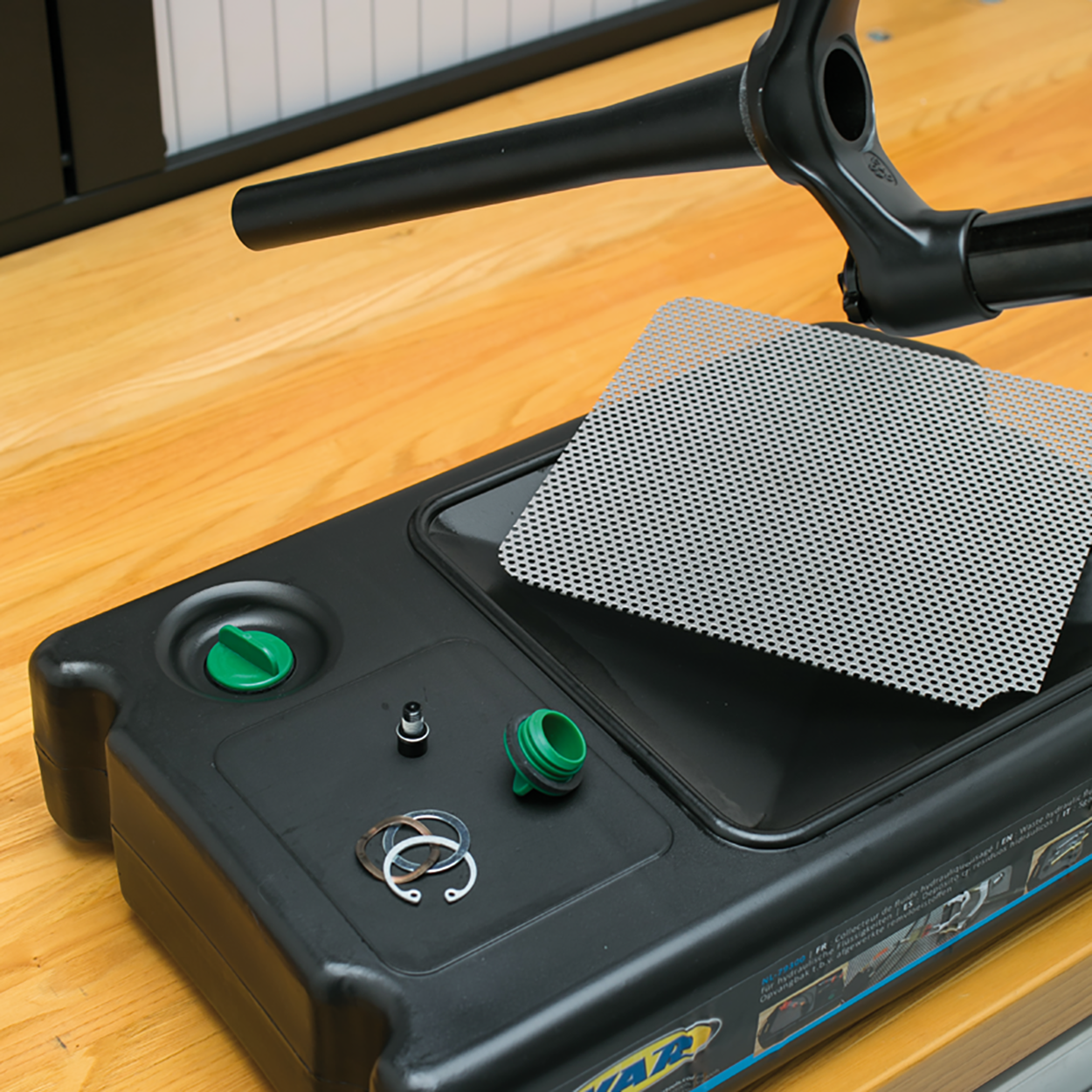 Hydraulikflüssigkeitsverteiler VAR NL-79300