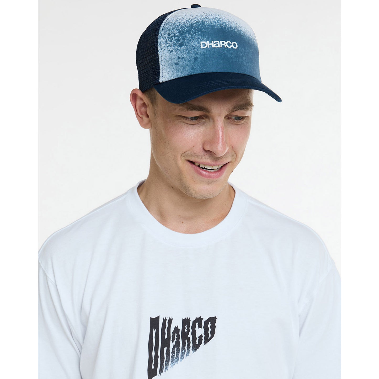 DHARCO CURVED PEAK TRUCKER NU WAVE Kappe Blau