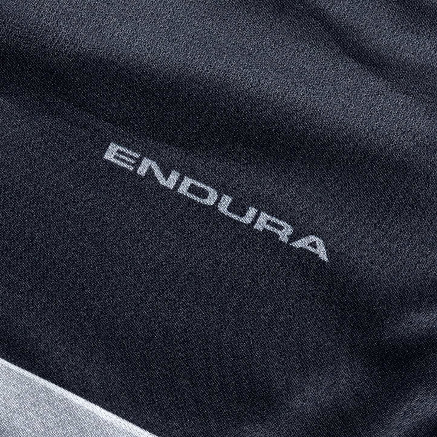 ENDURA CORE PRINTED Langarmtrikot Schwarz 2025