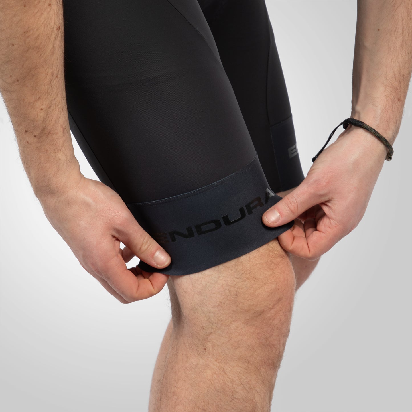 ENDURA FS260 Kurze Trägerhose Grau