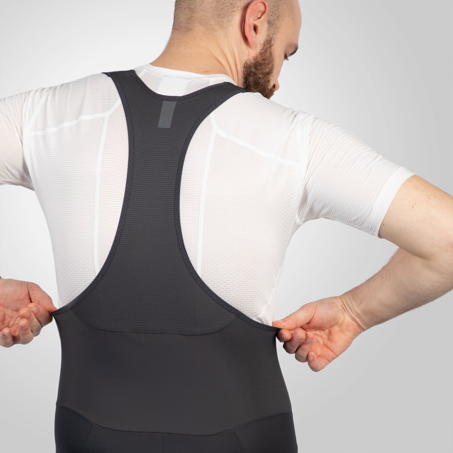 ENDURA FS260 Kurze Trägerhose Grau