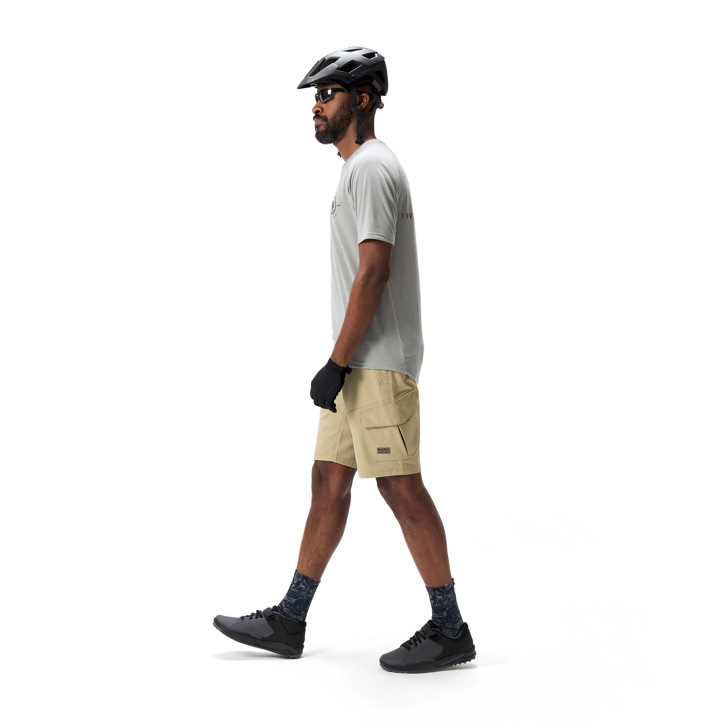 ENDURA LOOP CARGO Shorts Beige 2025