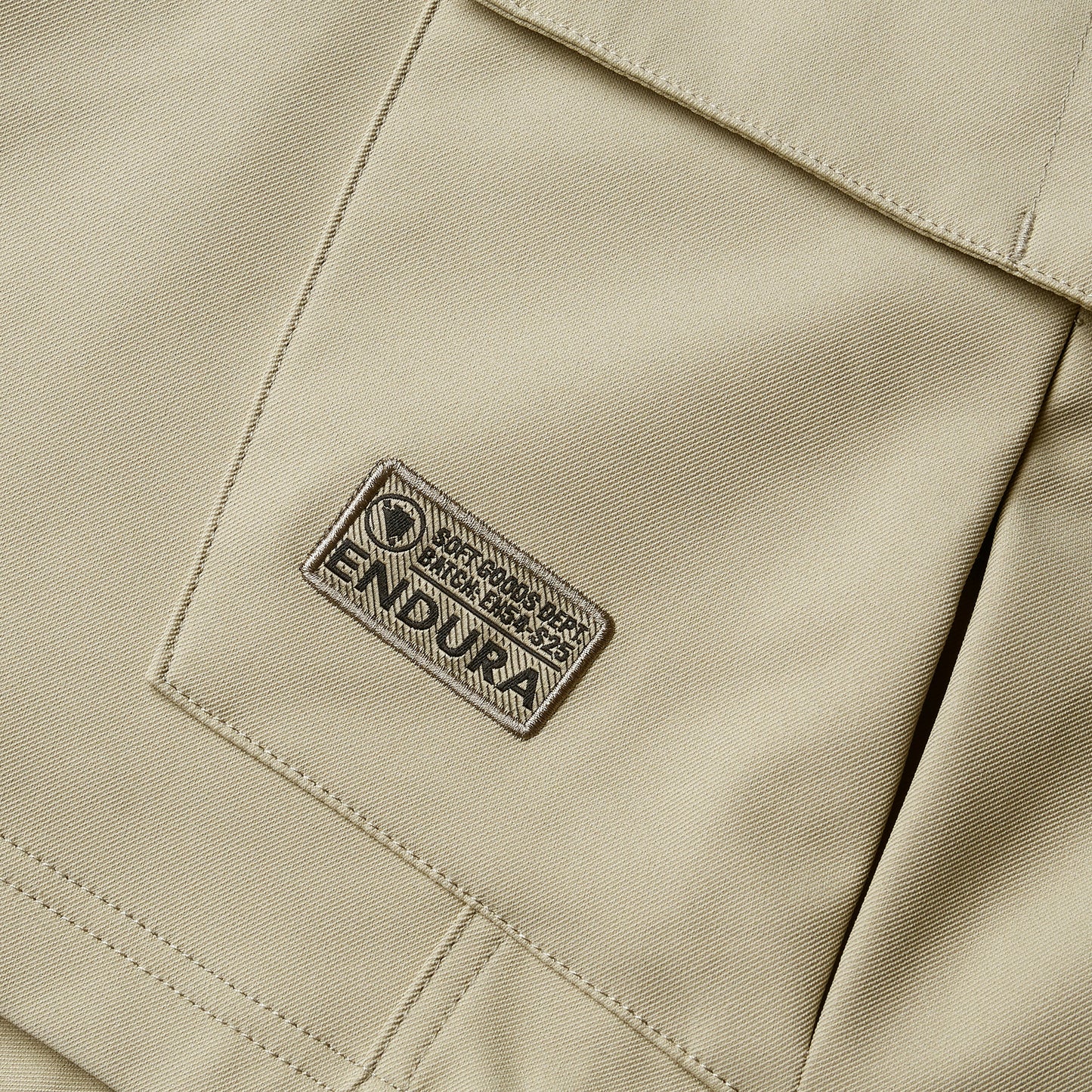 ENDURA LOOP CARGO Shorts Beige 2025