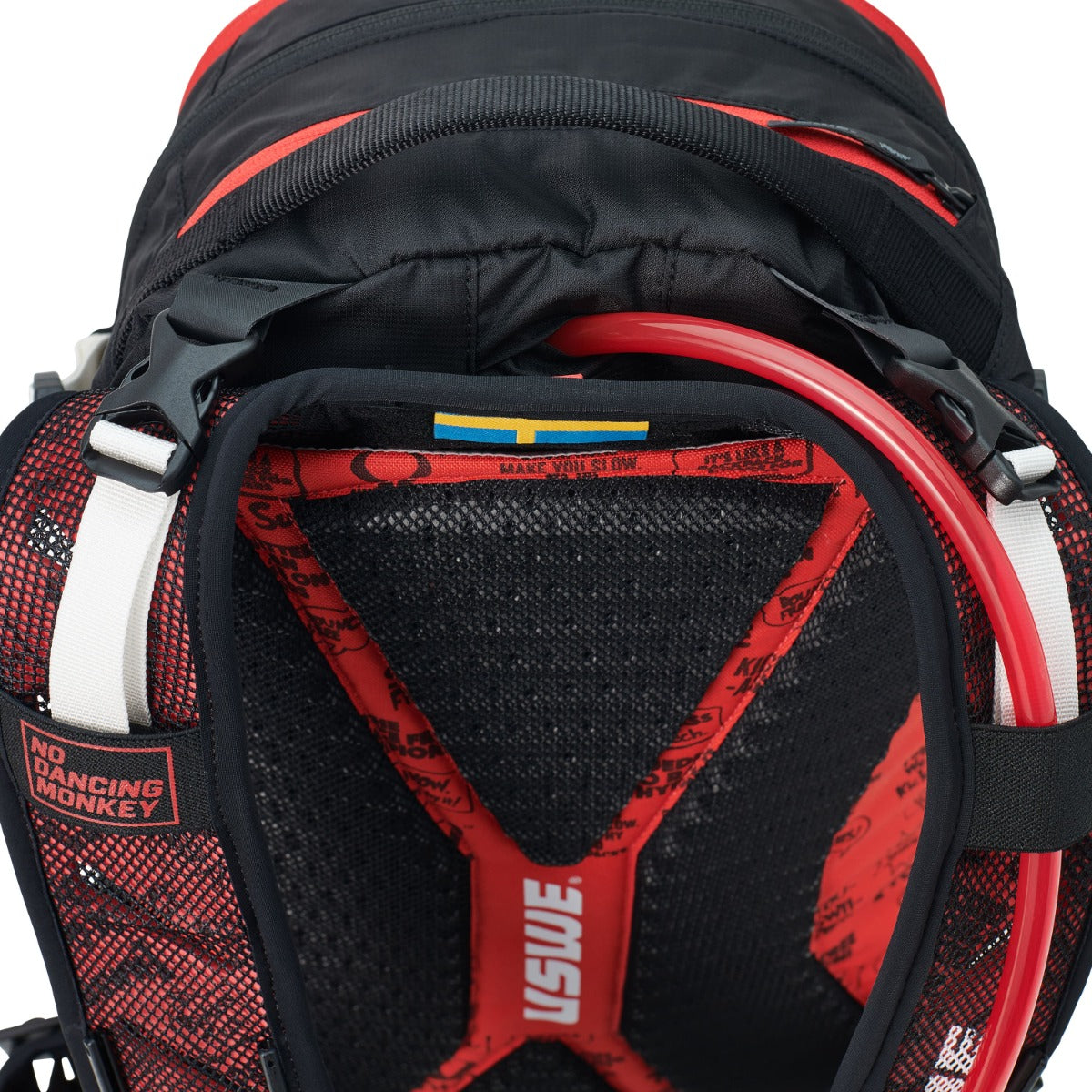 USWE FLOW 16 L Rucksack mit integriertem Rückenteil Schwarz/Rot