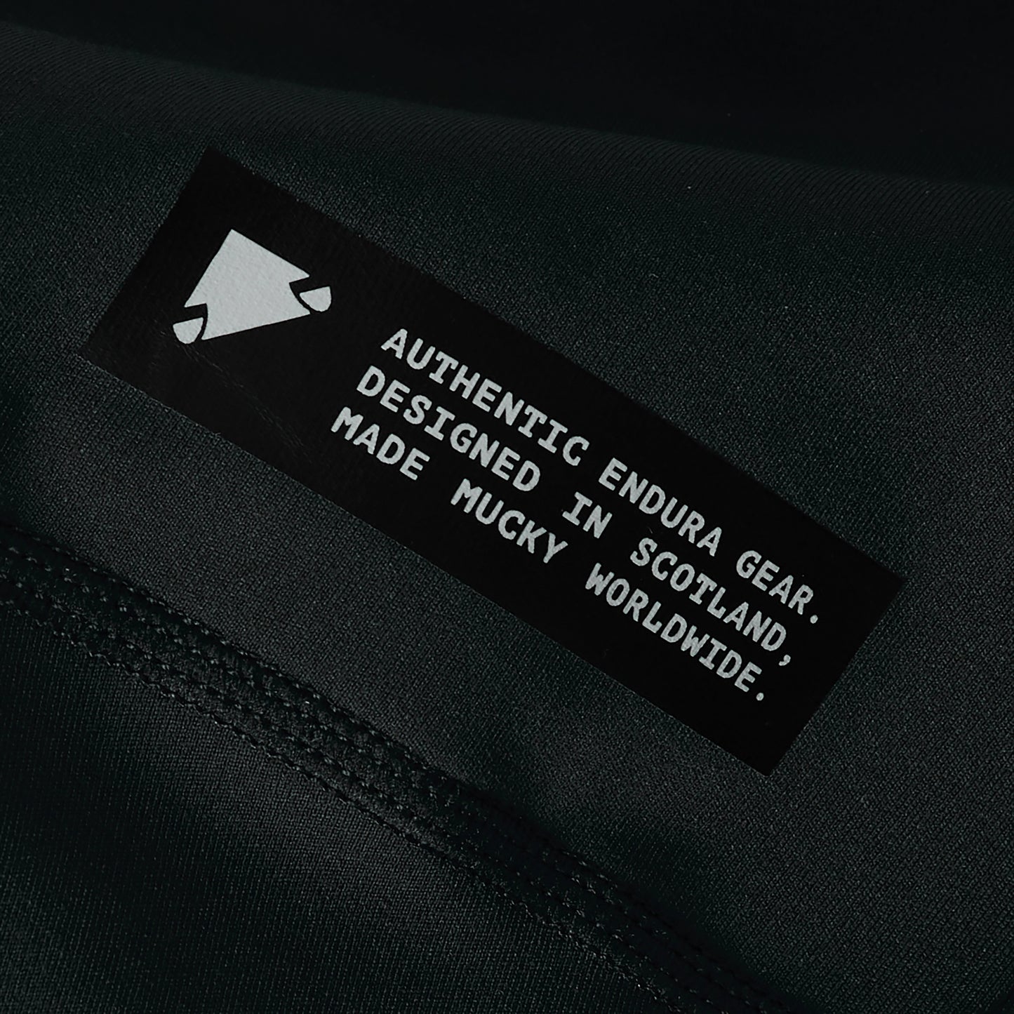ENDURA LOOP Damen Kurze Trägerhose Schwarz