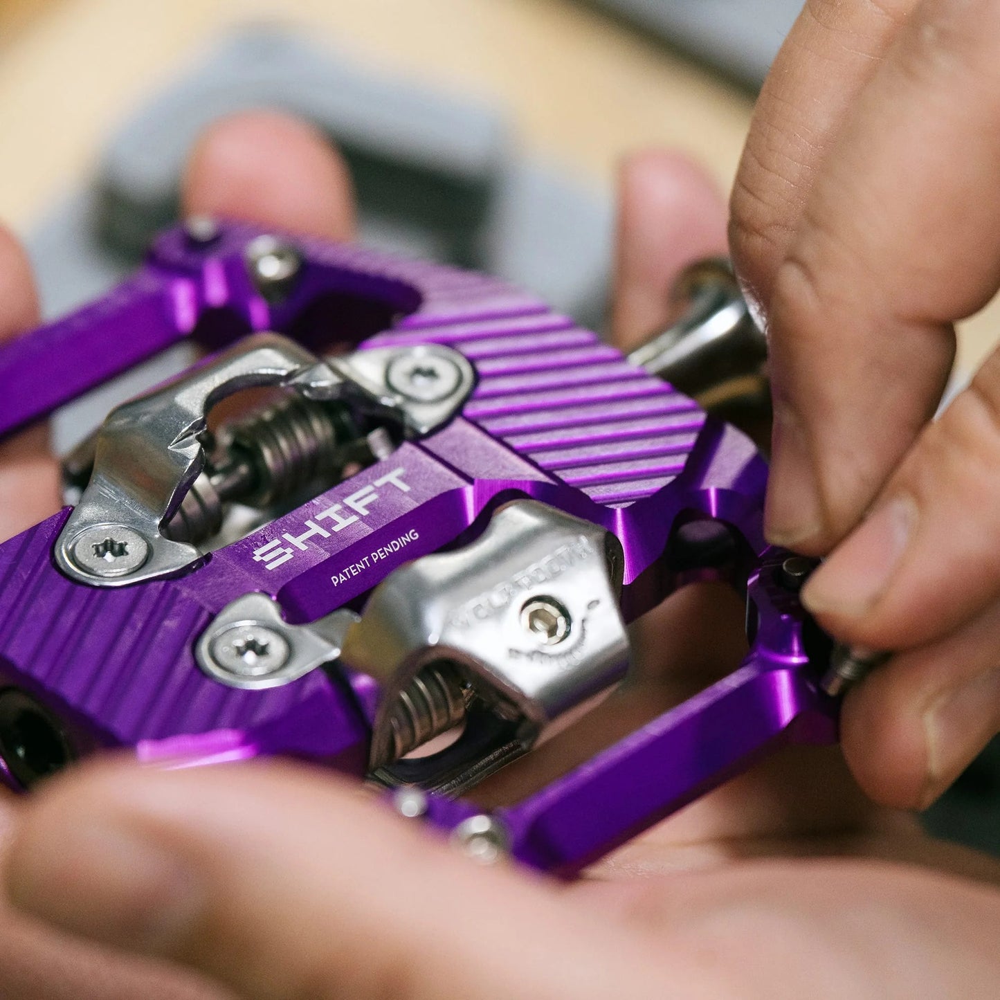 Pedale WOLF TOOTH GRAVITY CLIPLESS Violett