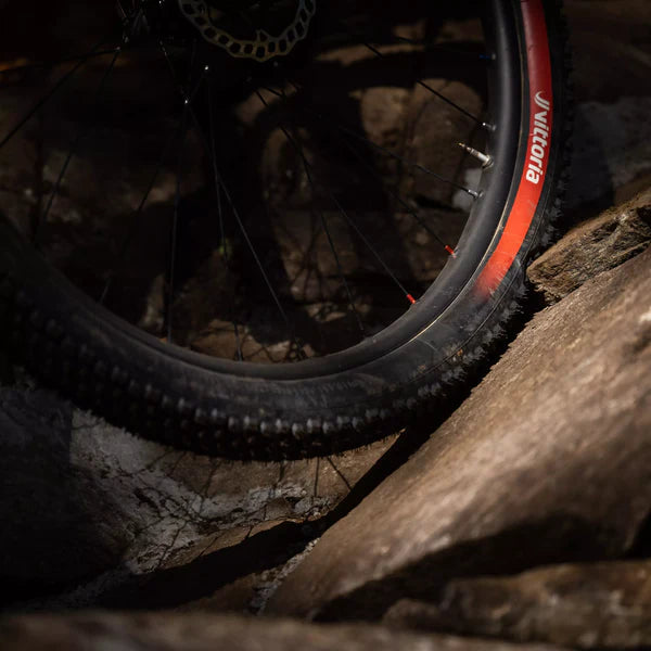 VITTORIA Mota Race Reifen 27.5x2.6 Enduro Tubeless Ready Weich Schwarz
