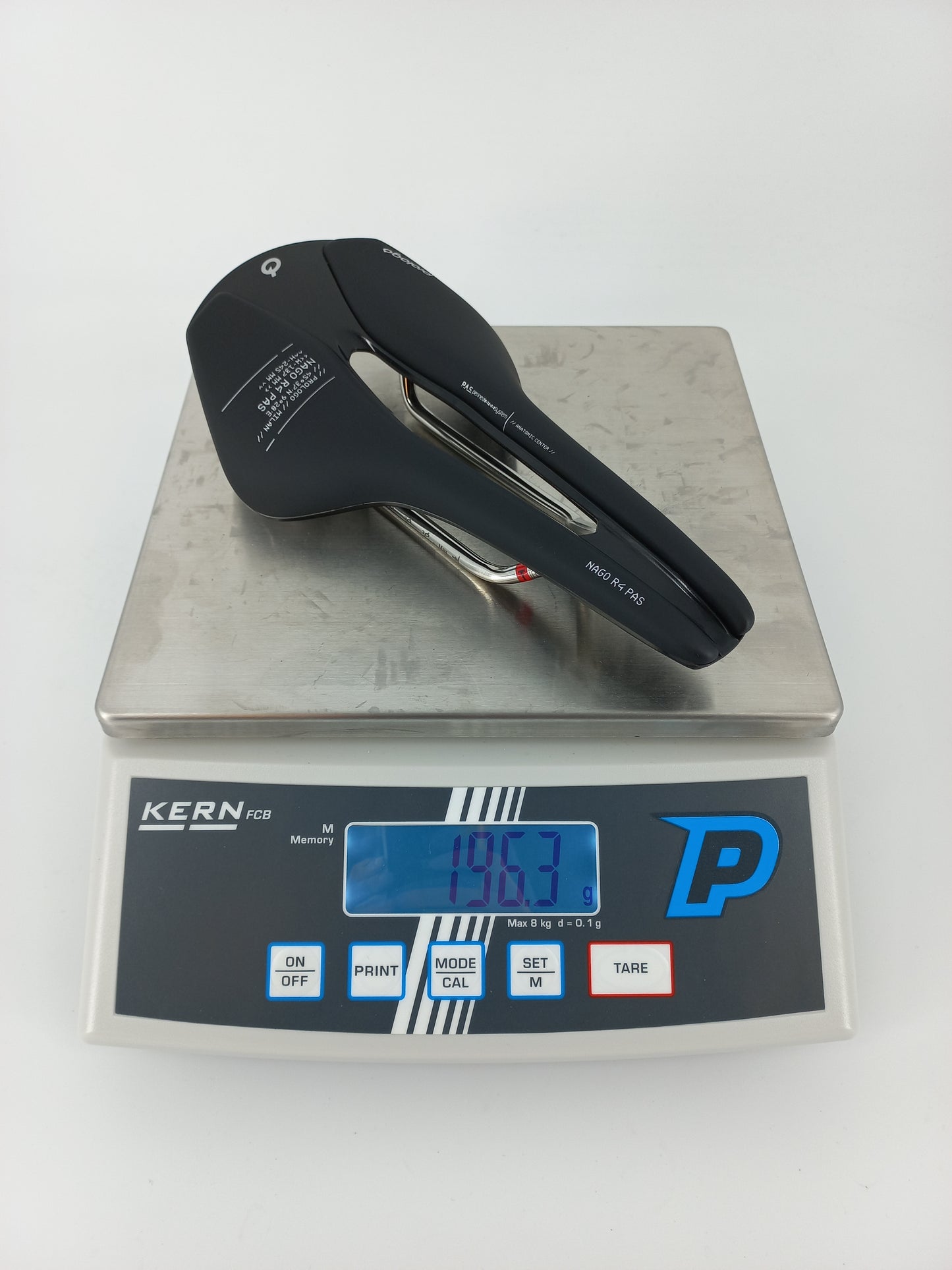 Sattel PROLOGO NAGO R4 PAS 137 Tirox Schwarz