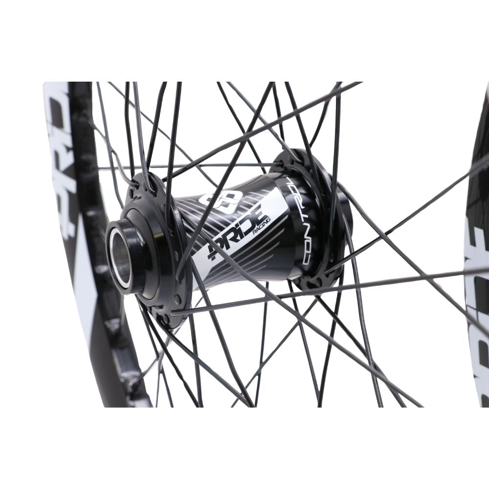 Laufradpaar PRIDE 20" (406mm) Carbon Wave Gloss White Control V2 Disc Achsen 20/15mm Schwarz/Weiß