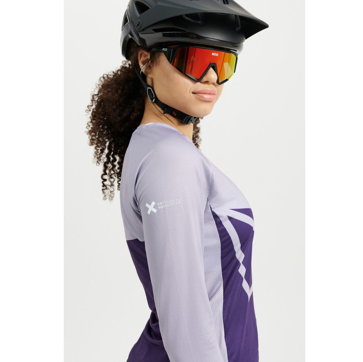 USWE BERG MTB Trikot Langarm Frau Lavendel