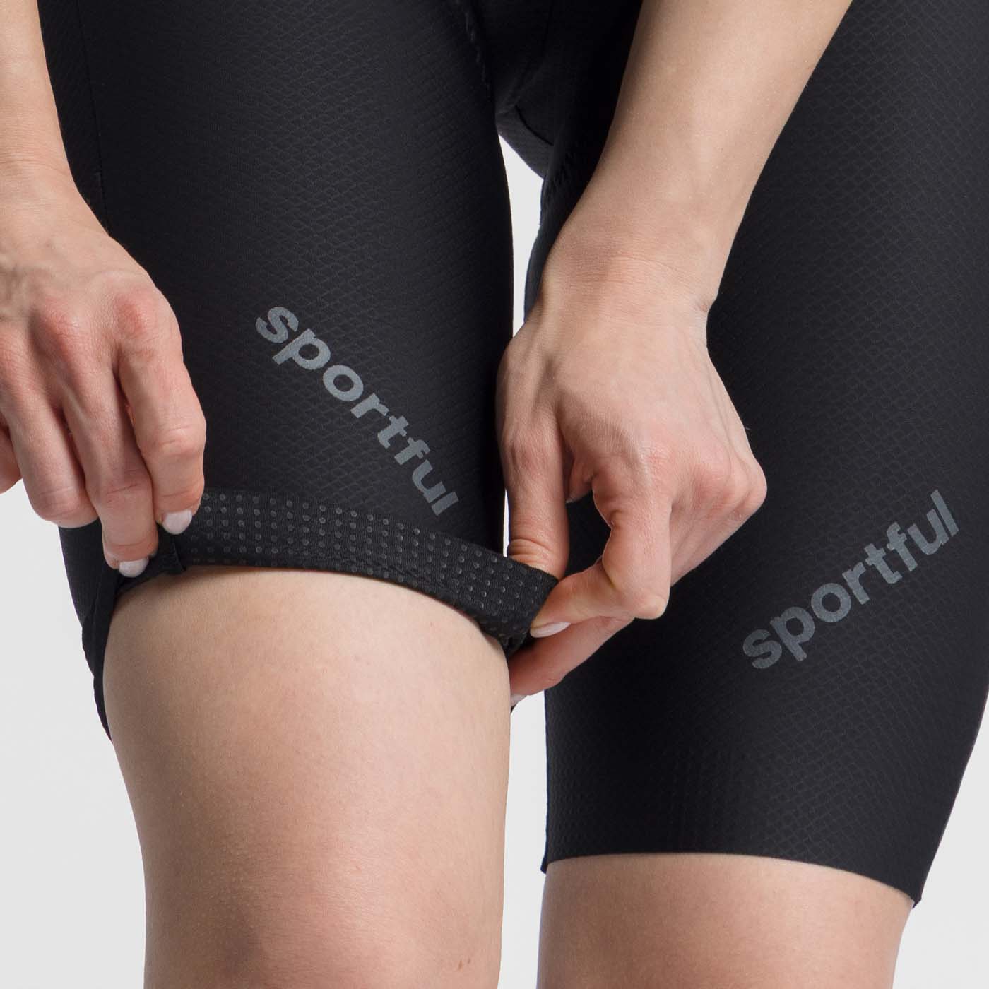 SPORTFUL HYPEREPIC Damen Kurze Trägerhose Schwarz