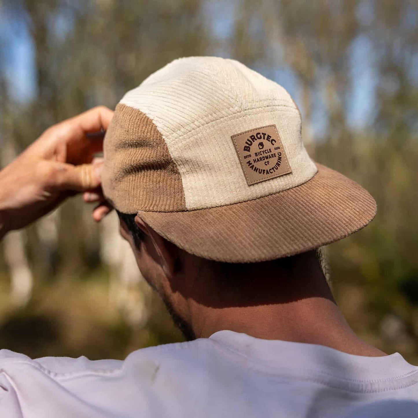 Mütze BURGTEC BANDIT CORDUROY FIVE PANEL Beige/Braun
