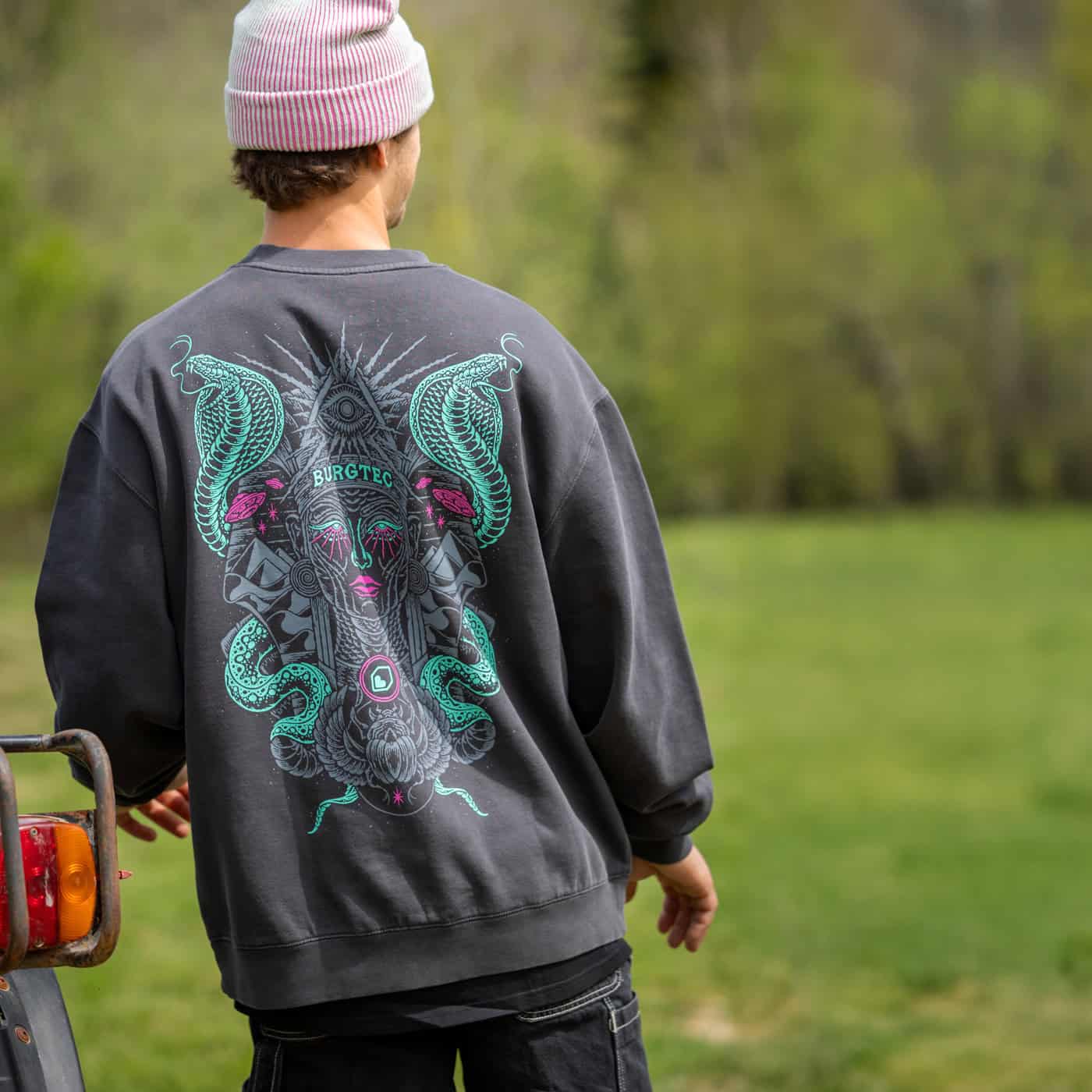 Sweatshirt BURGTEC DESERT QUEEN FADED