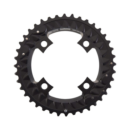 SHIMANO SLX M7000 äußeres Kettenblatt für Dreifachkurbel, 10-fach, 4-Loch, 96 mm — Ansicht des Kettenblatts vor weißem Hintergrund