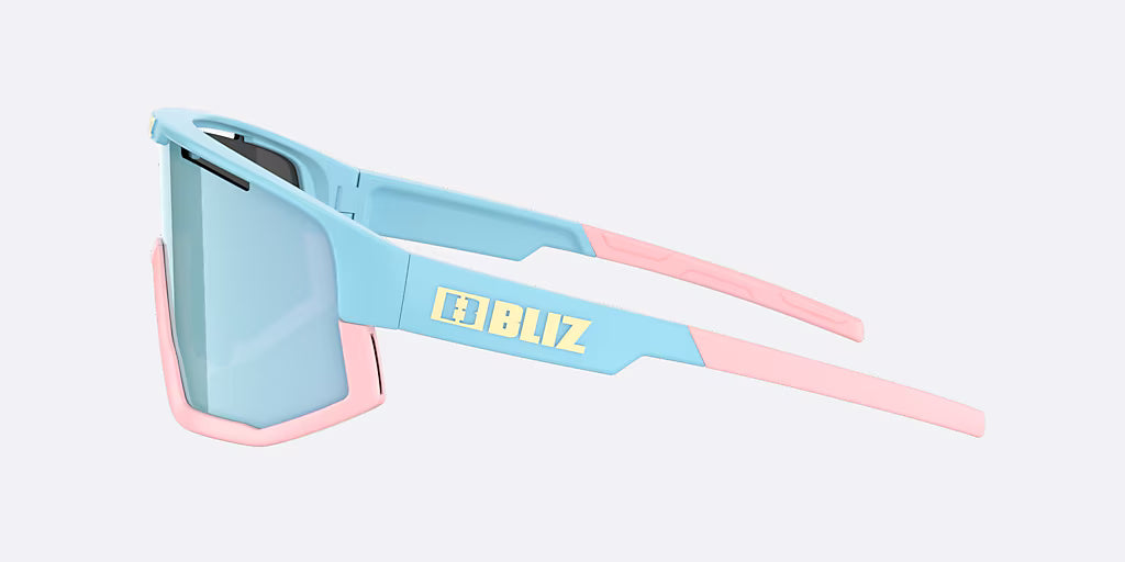BLIZ FUSION SMALL Brille Pastellblau Mattscheibe Rauchglasblau