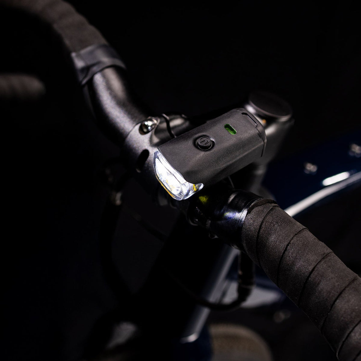 Lezyne KTV Drive 300+ Front am Fahrrad