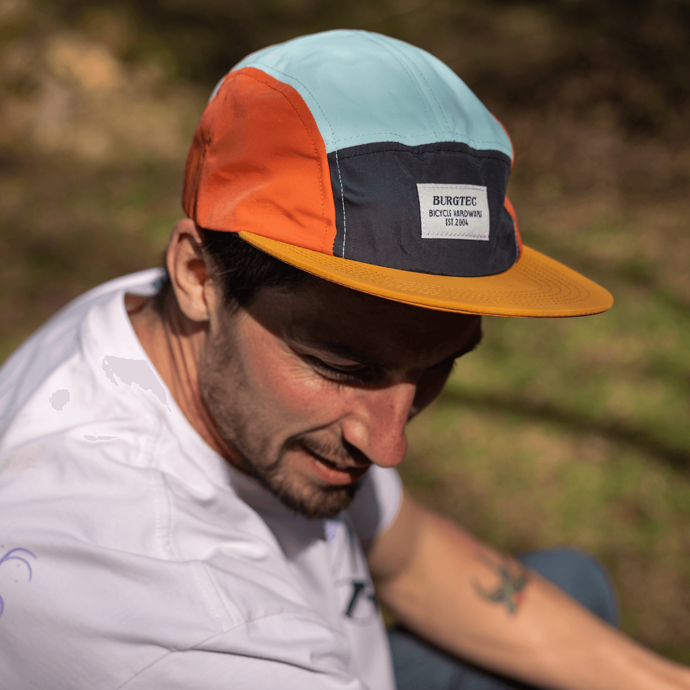 BURGTEC ARCADE FIVE PANEL Kappe, Senfgelb
