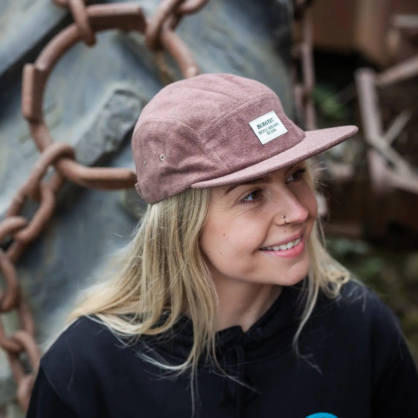 BURGTEC ARCADE FIVE PANEL Kappe, braun