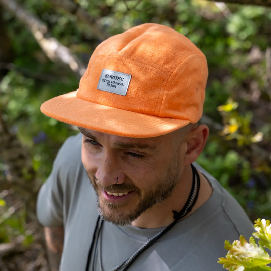 BURGTEC ARCADE FIVE PANEL Kappe, orange