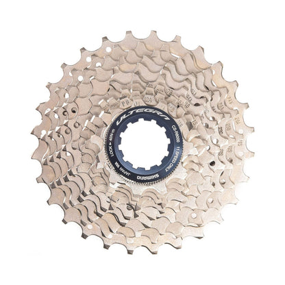 SHIMANO ULTEGRA CS-R8000 11-fach-Kassette – Hauptfoto auf weißem Hintergrund