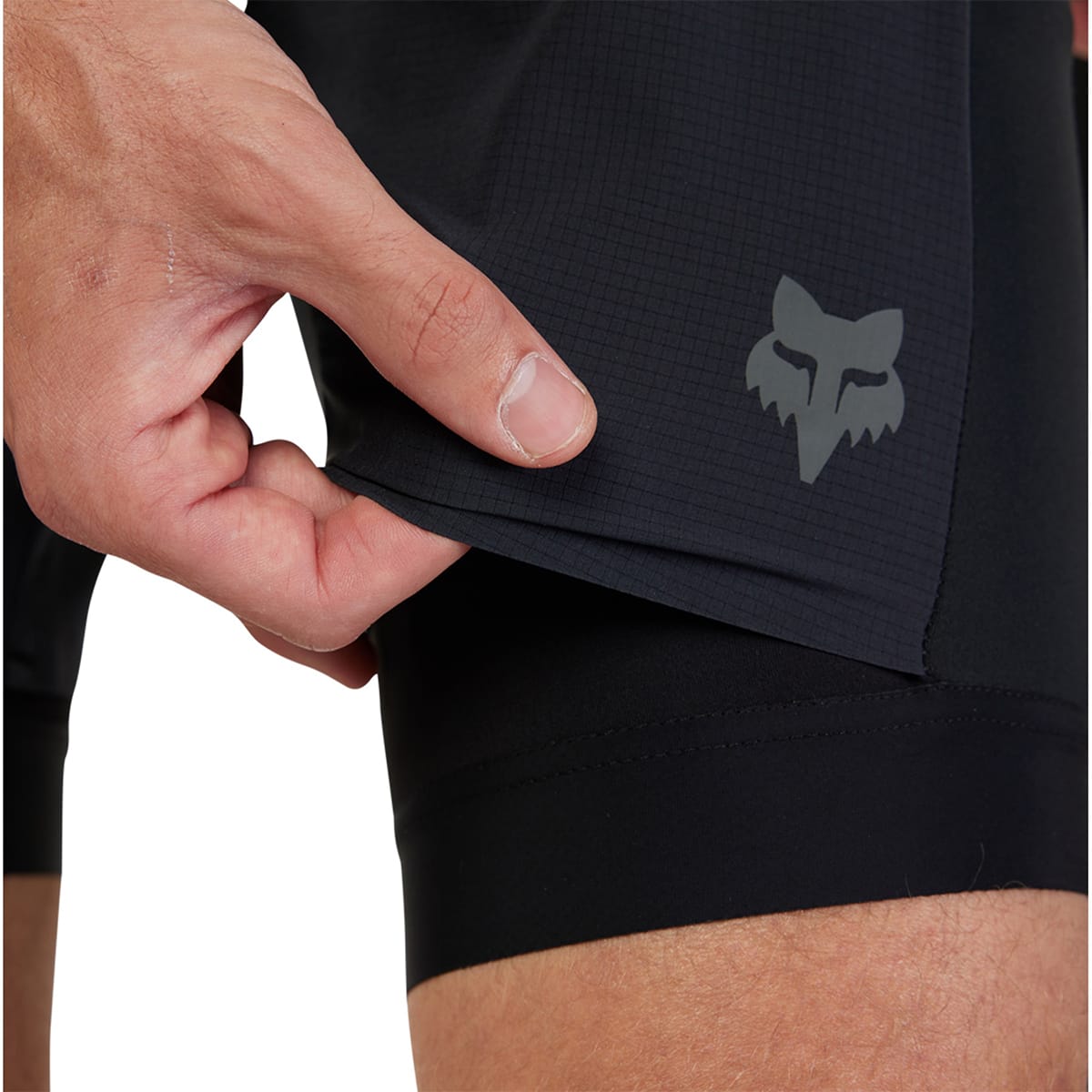 FOX FLEXAIR ASCENT Bib Shorts Schwarz