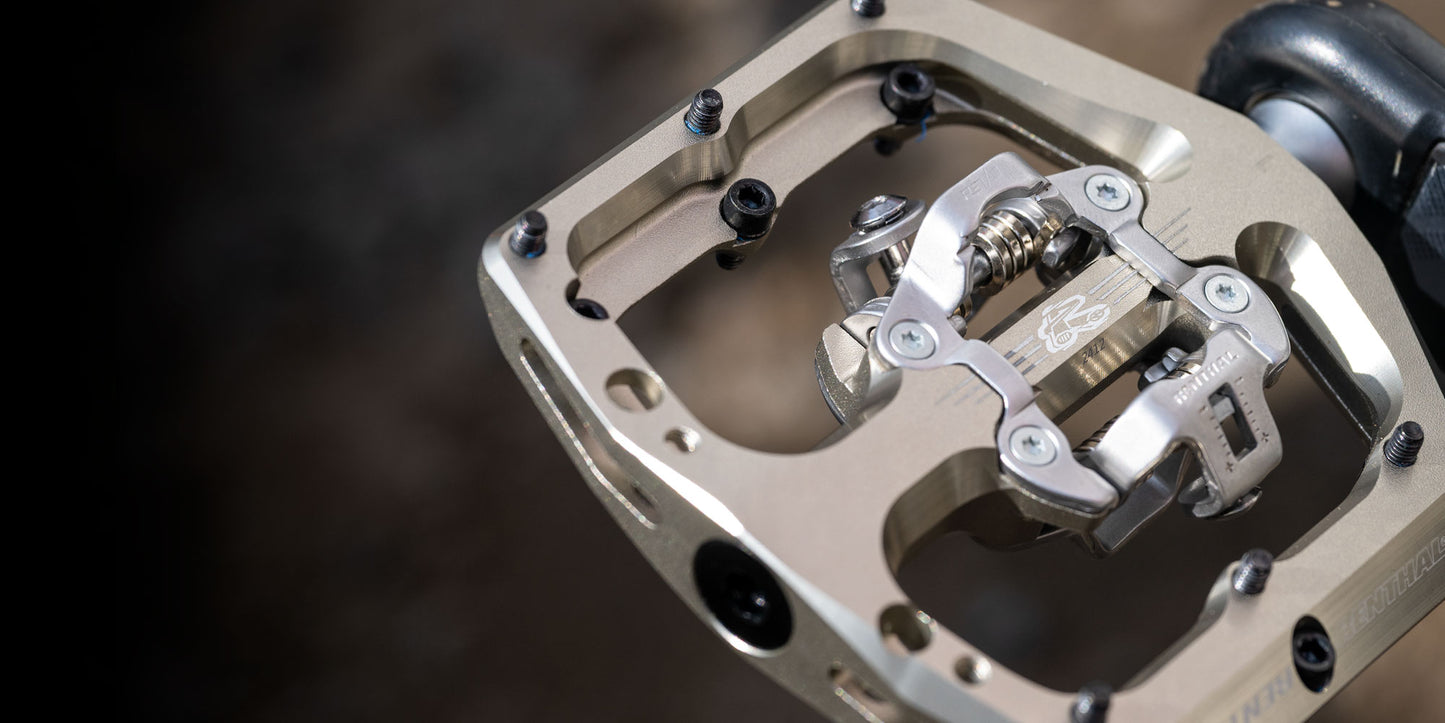 Pedale RENTHAL REVODHC Schwarz (Embargo 24 Sep 2025)