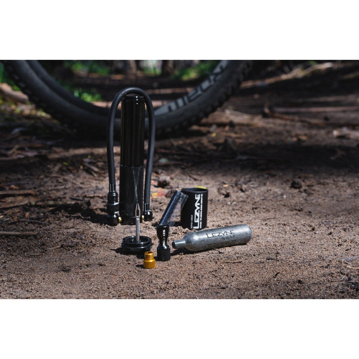 Handpumpe LEZYNE CNC TUBELESS DRIVE Schwarz