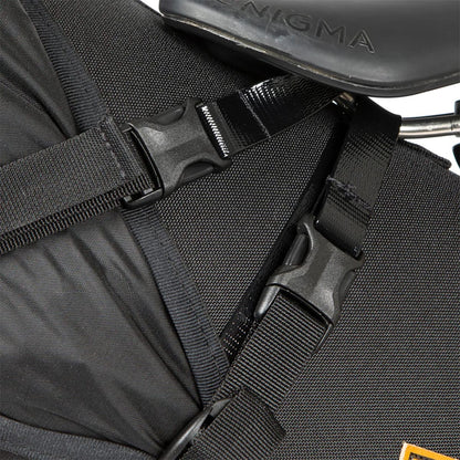 Satteltasche RESTRAP SADDLE BAG 18 L Schwarz + DRY BAG Schwarz