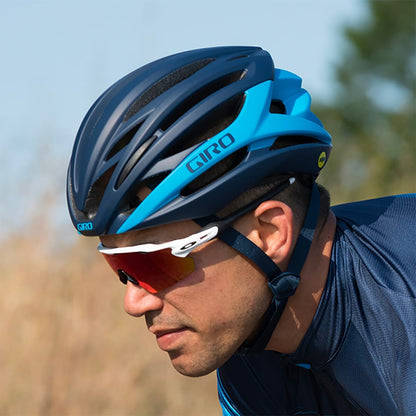 Rennradhelm GIRO SYNTAX MIPS Mattschwarz