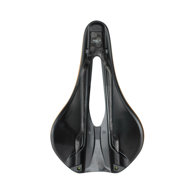 Sattel SELLE ITALIA NOVUS EVO BOOST SUPERFLOW L Schienen Carbon Braun