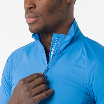 CASTELLI Transition Air Jacke in Blau – Detailansicht von Kragen und Reißverschluss