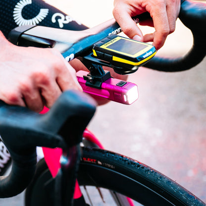 Frontscheinwerfer KNOG BLINDER PRO 900 Limitierte Edition E.F. Pro Cycling Rosa