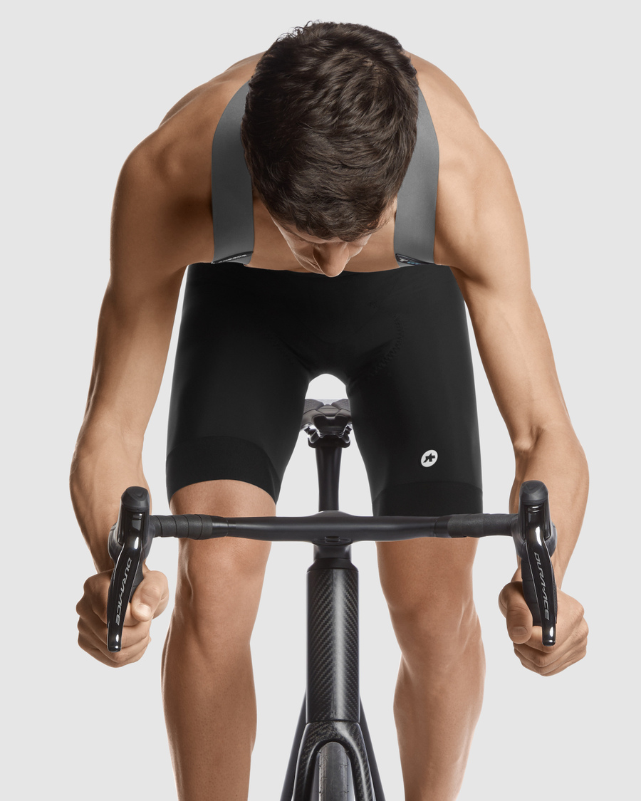 ASSOS MILLE GT C2 Kurze Trägerhose Schwarz