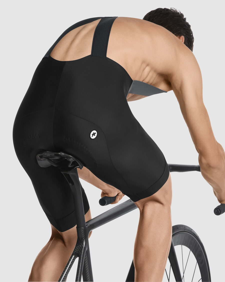 ASSOS MILLE GT C2 Kurze Trägerhose Schwarz