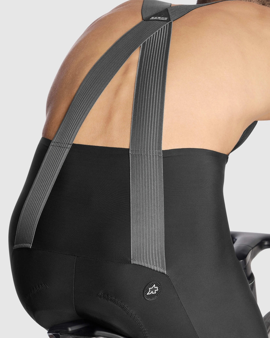 ASSOS MILLE GTS S11 Regular Schwarze kurze Trägerhose