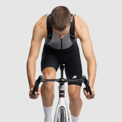 Kurze Trägerhose ASSOS MILLE GT S11 Schwarz