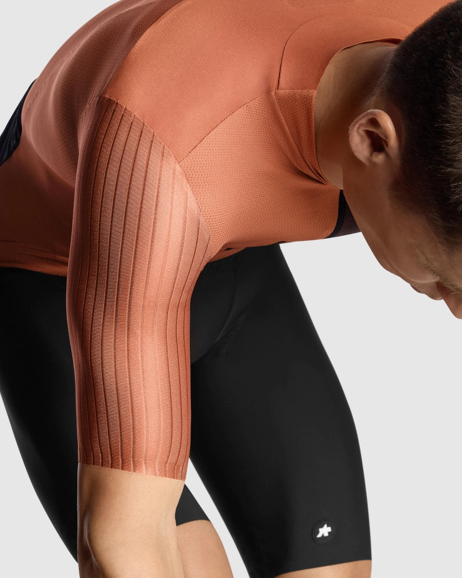 ASSOS EQUIPE RS S11 Kurzarm Trikot Braun