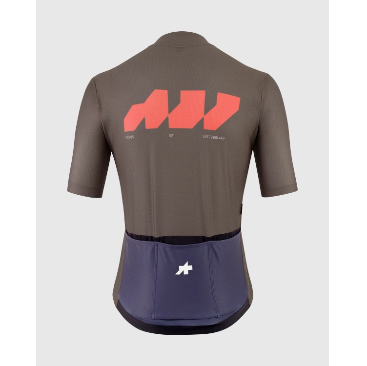 ASSOS EQUIPE R S11 We are the A Trikot Kurzarm Braun