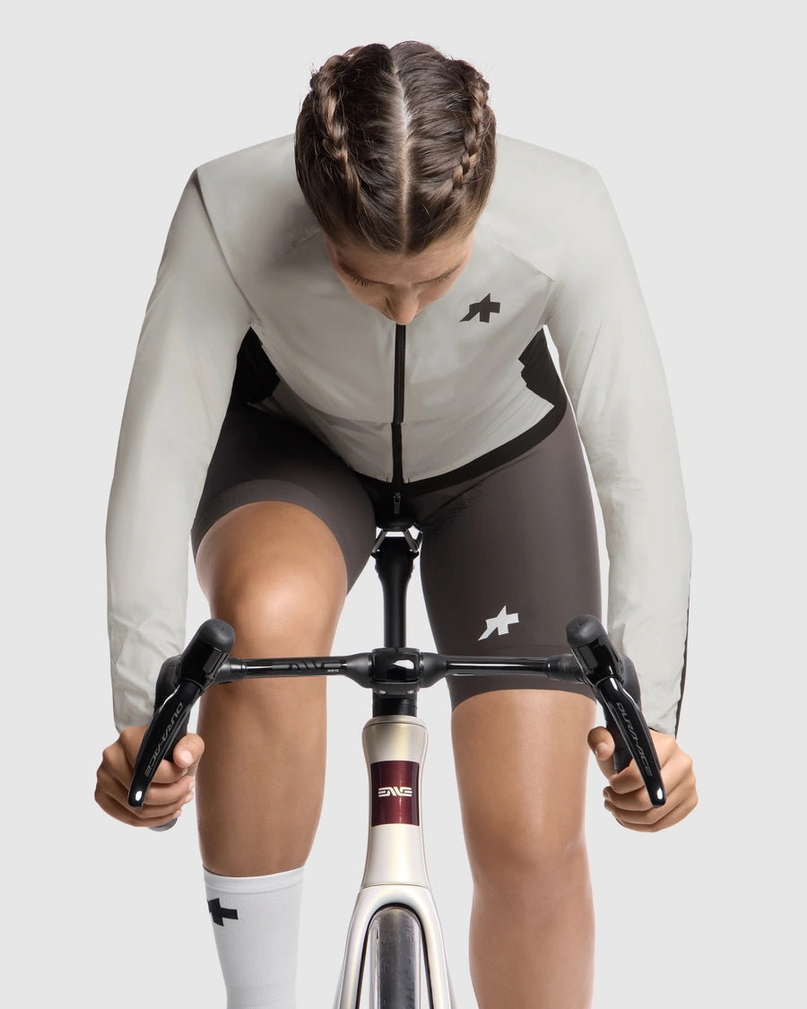 ASSOS UMA GT WIND S11 Damen Almond Milk Jacke