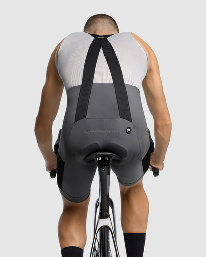 Kurze Trägerhose ASSOS TACTICA KIESKAFER GRAVEL T5 Grau