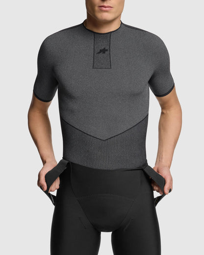ASSOS EQUIPE SPRING FALL P1 Kurzarm-Unterhemd Schwarz