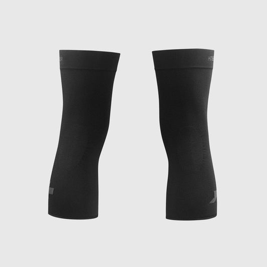 ASSOS SPRING FALL P1 Knieschützer Schwarz