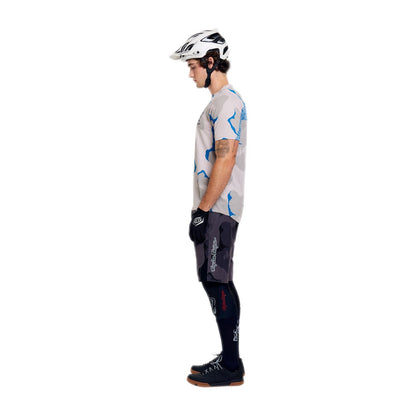 Short TROY LEE DESIGNS SKYLINE PRO FLOW CAMO Carbon mit Liner BN3TH