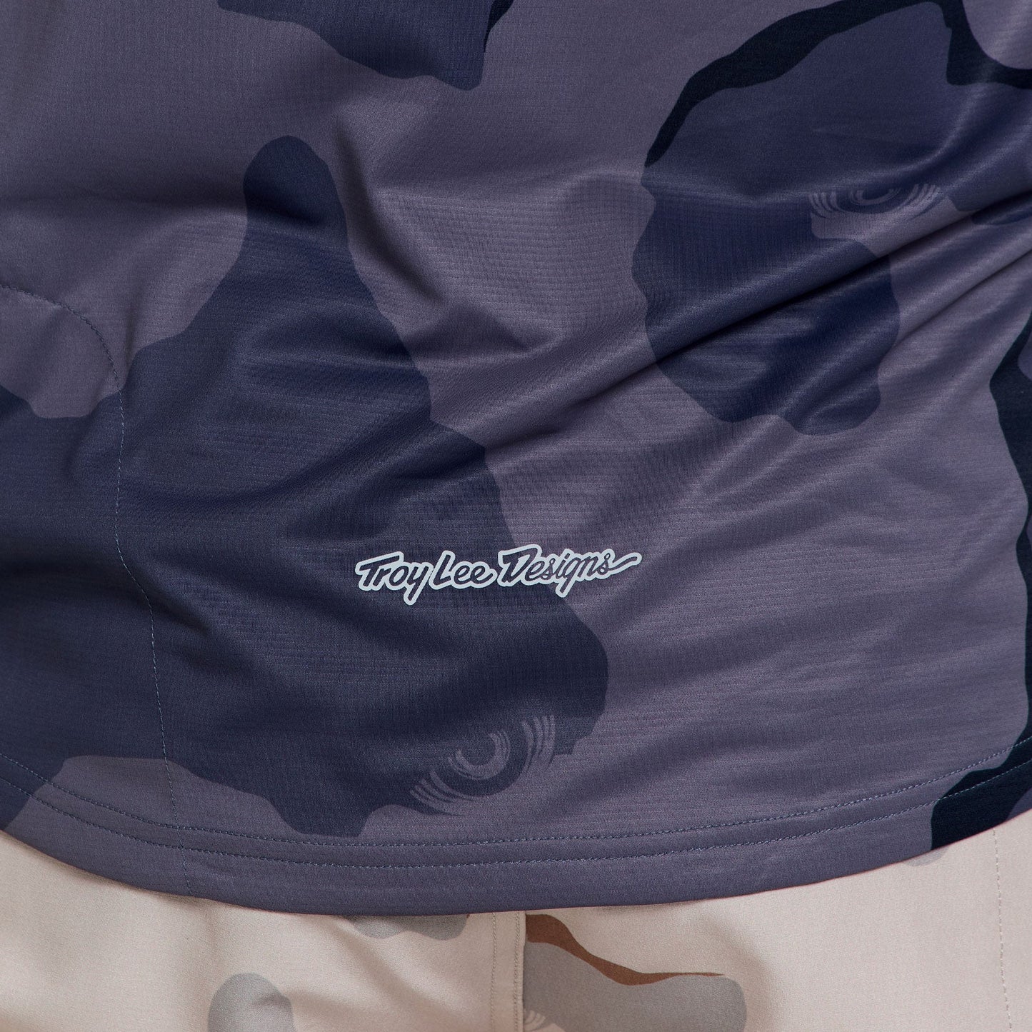 TROY LEE DESIGNS SKYLINE PRO FLOW CAMO Trikot Kurzarm Carbon