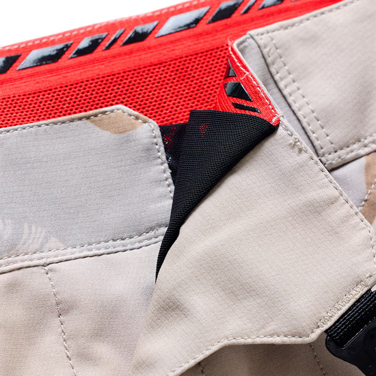 Shorts TROY LEE DESIGNS SKYLINE PRO FLOW CAMO Pumice mit Liner BN3TH